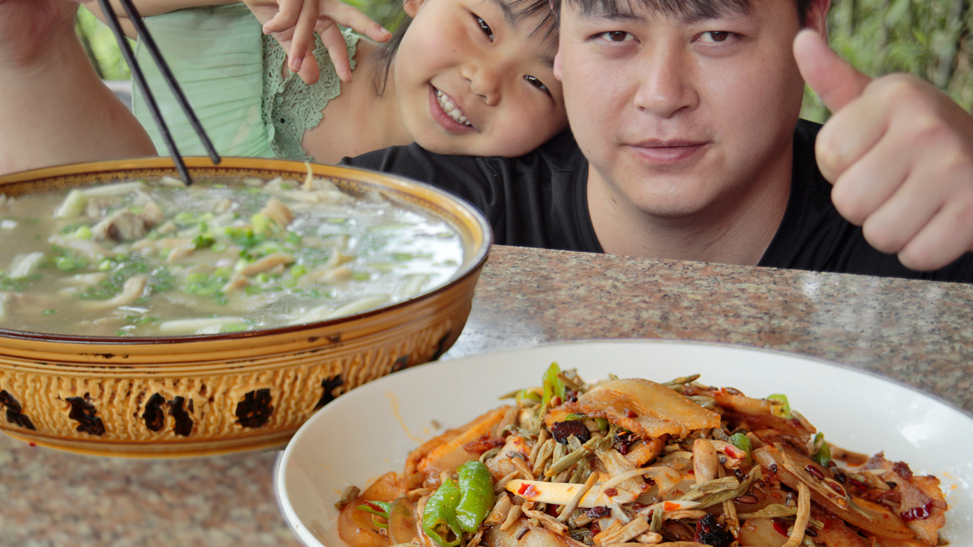 德哥买50元猪肉,加干豇豆炒回锅肉,配平菇排骨汤这次吃过瘾了